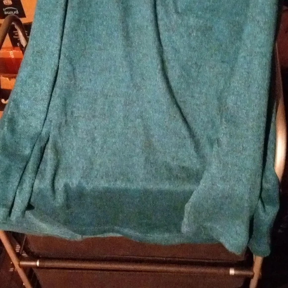 Shirt - Picture 4 of 6